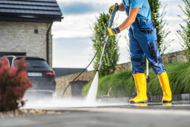 Best Graffiti Removal  in Deland, FL